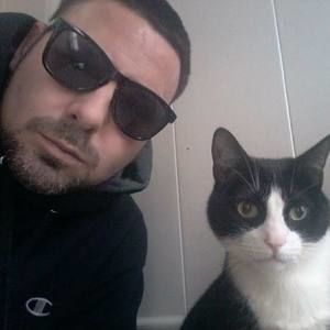 Meet your Posher, Robert